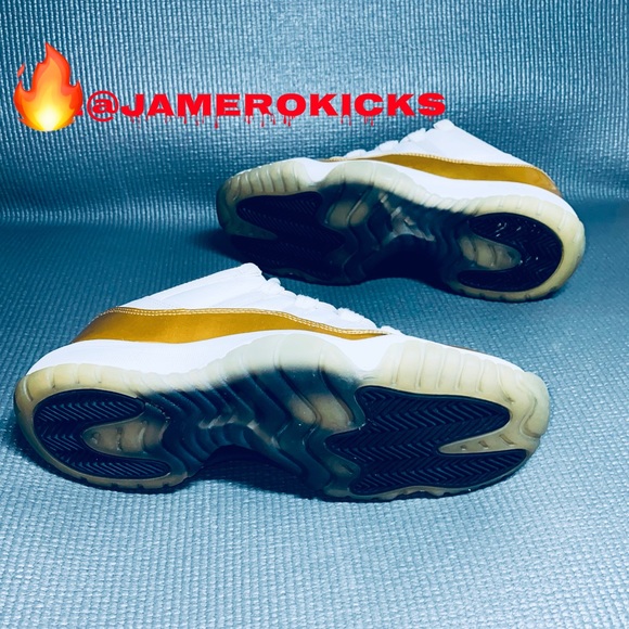 Air Jordan 11 Retro Low GS Closing Ceremony - Picture 4 of 4